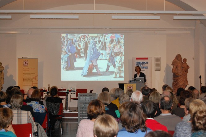 Zonta Says-NO_2015_ZC Mainz_Germany_DSC_0584